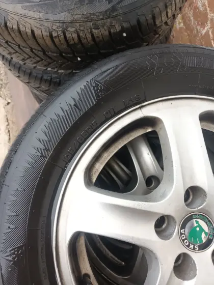 Autoreifen inkl. Felge