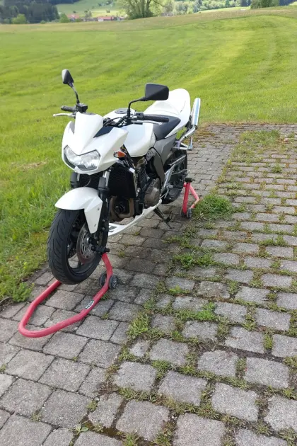 Kawasaki ZR 750 J