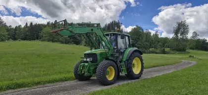 John Deere 6420 mit Frontlader
