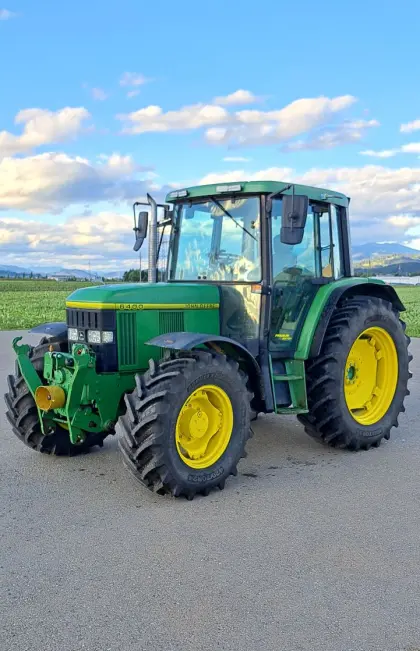 John Deere 6400 DeLuxe