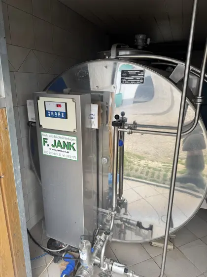 Milchtank 2.900 l