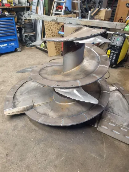 Verschleißplatten für Futtermischwagen, Hardox