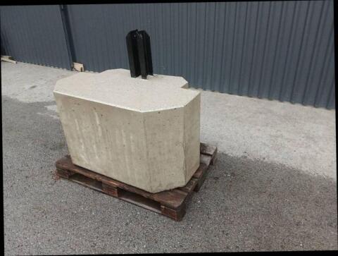Front- und Heckgewicht 1.100 kg Traktorgewicht