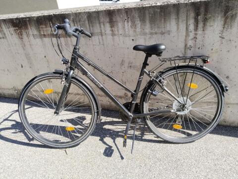 Neuwertiges Fahrrad