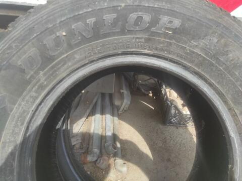 Verkaufe Dunlop Autoreifen 245/70R16 M+S