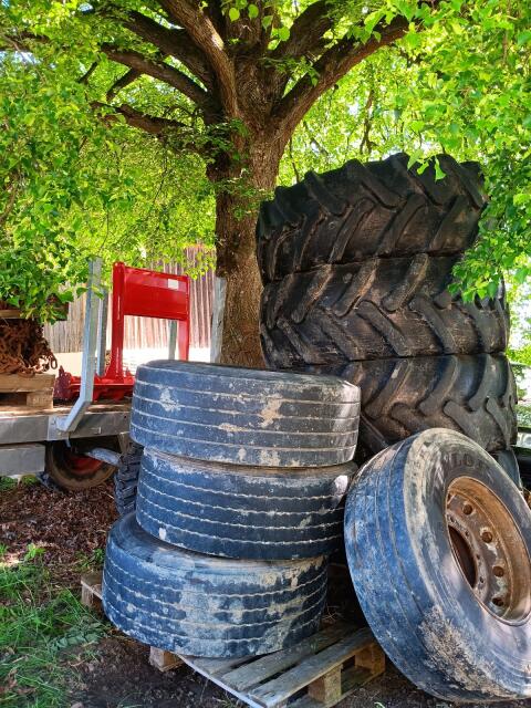 Kompletträder 600/65 R34