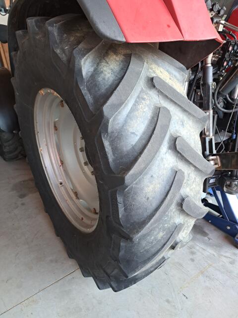 Traktorreifen Continental 520/70/R34 von Steyr MT