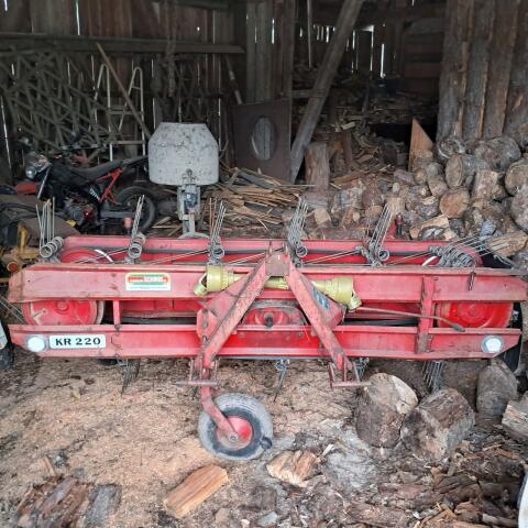Pöttinger Bandrechen/Heublitz KR 220