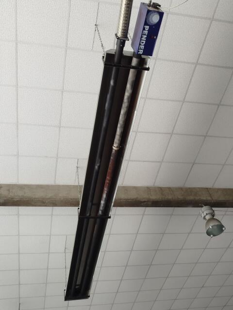 Strahlungsheizung (Gas), 3 Elemente, Fa. Pender
