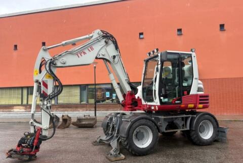 2015 Takeuchi TB295W