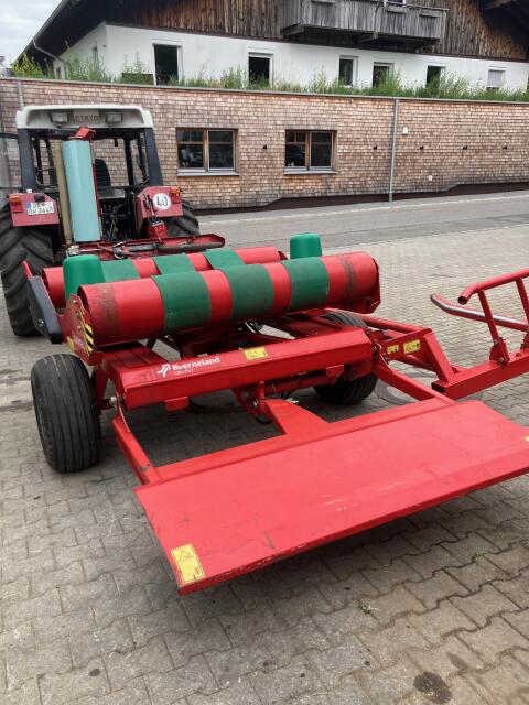 Kverneland UN7517