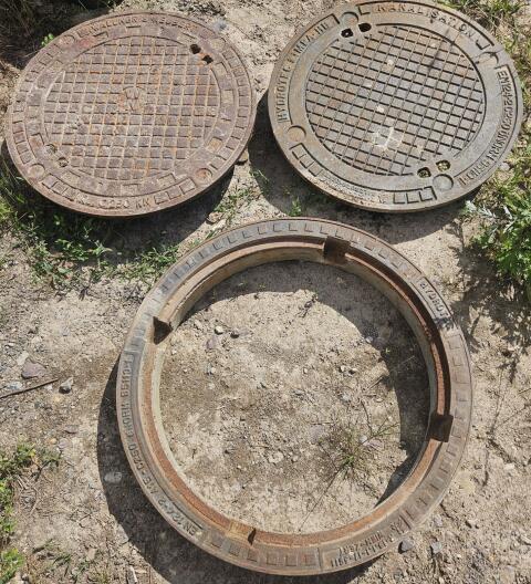 Hydrotec 2 Kanaldeckel und 1 Kanalring