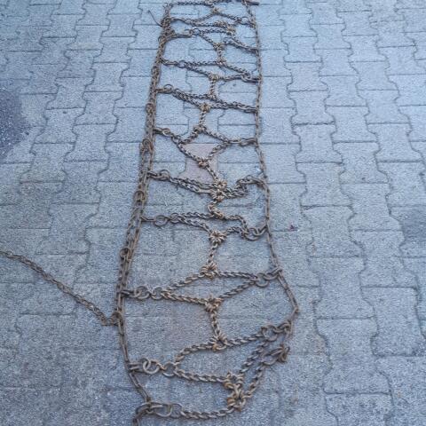 Schneeketten 14.9-28 und 10,5-18