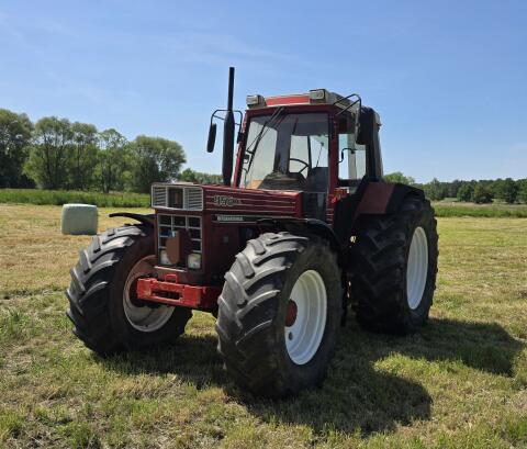 IHC 956 XL