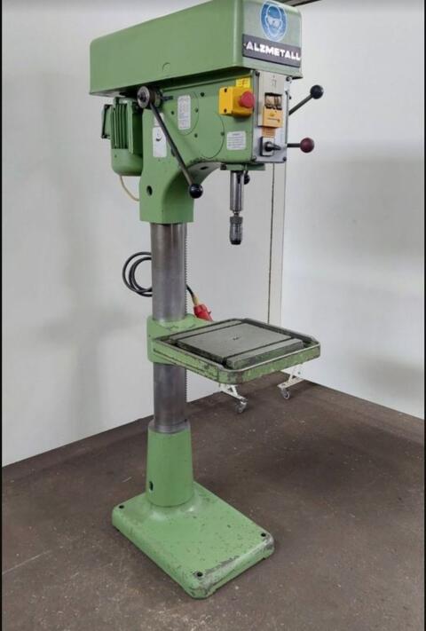 Säulenbohrmaschine Alzmetall