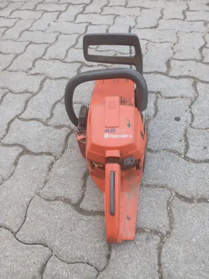 2 x Husqvarna Motorsäge 42, 45