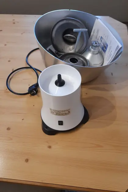 Elecreme Milchzentrifuge Typ 125 l