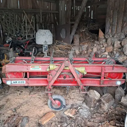 Pöttinger Bandrechen/Heublitz KR 220