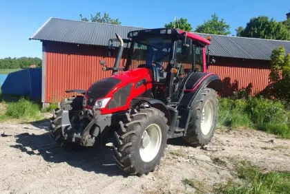 Trattore 2016 Valtra N103