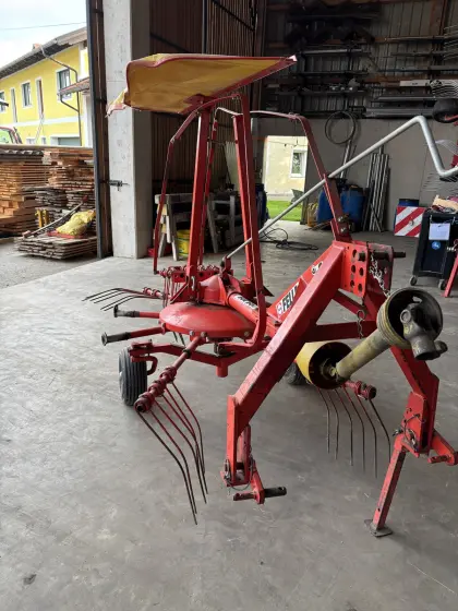 Kreiselschwader Fella TS 295 RDF