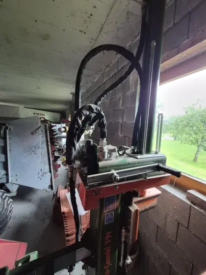 Posch Holzspalter M6230HR