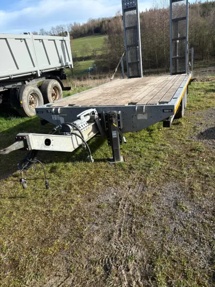 Möslein TTS11 Tieflader