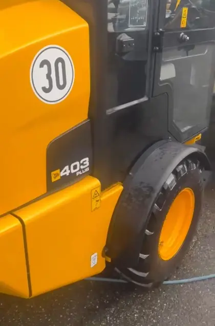 Hoftrac JCB 403