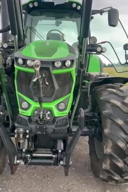 Deutz-Fahr Agrotron 6155 mit Frontlader Alö Quicke Q6 S