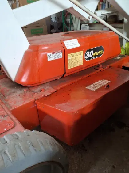 Hubsteiger 11 m Steiger Arbeitsbühne