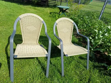 Zwei Gartensessel