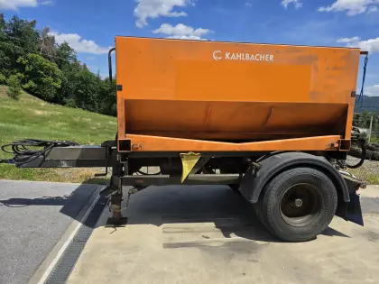 Kahlbacher Salz- und Splittstreuer 4 m³