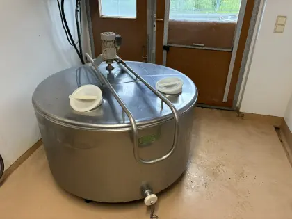 Milchtank 460 l