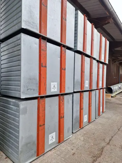 Container