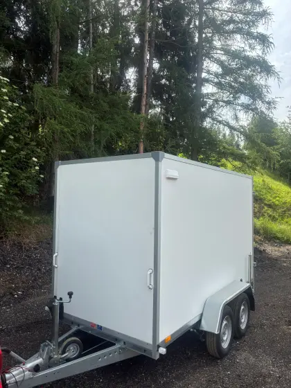 HP Anhänger, geschlossen