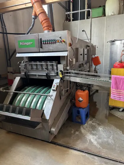Klinger Flaschenwaschmaschine