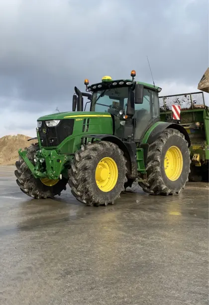 Verkaufe sehr gepflegten JD 6250R