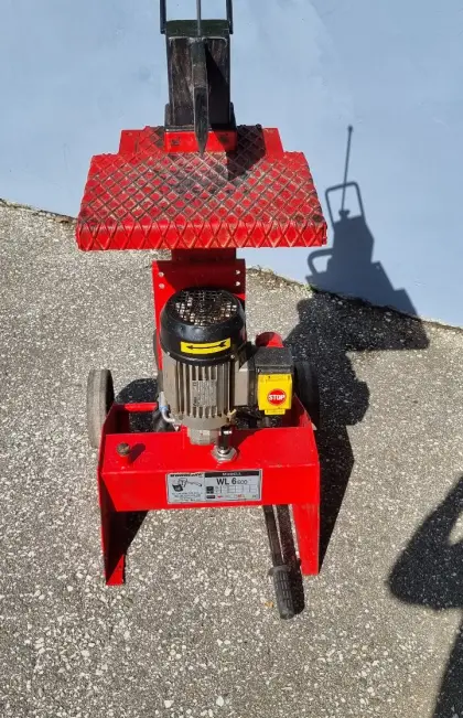 Holzspalter 6 t, Starkstrom, defekter Kolben