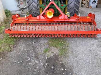 Kuhn Kreiselegge HRB 302/3 3 m
