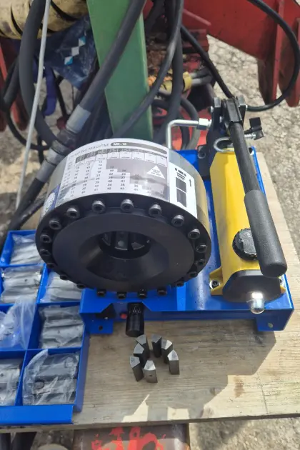 Hydr. Schlauchpresse bis 45 mm