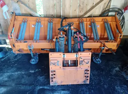 Hydrac Schneepflug U II 320