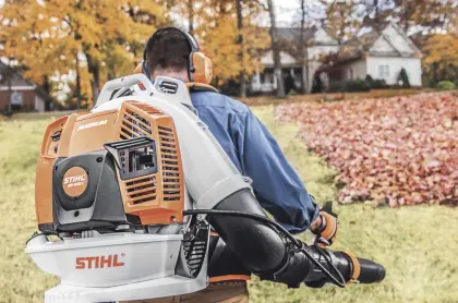 Verkaufe Stihl Laubbläser 800 CE