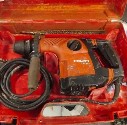 Hilti Bohrmaschine TE 30