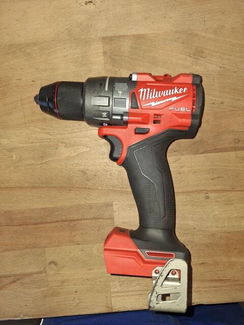 Milwaukee M18 Akku-Schlagbohrschrauber FPD 3