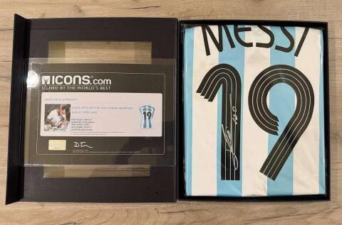 Lionel Messi handsigniertes Argentinien 2005-07 Trikot