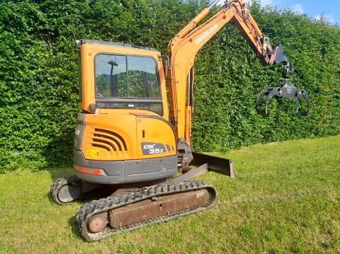 Bagger Minibagger Doosan DX 35z Holzzange (Doosan DX 35z)