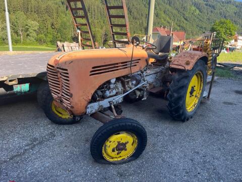 Traktor