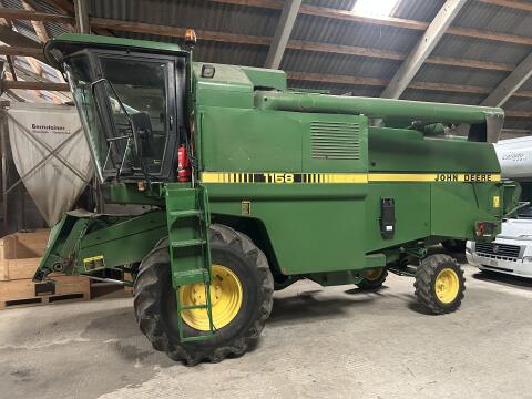 John Deere 1158