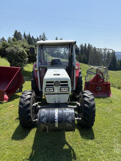 Steyr 8045A, Seilwinde, Kippmulde, Steyr 8045A