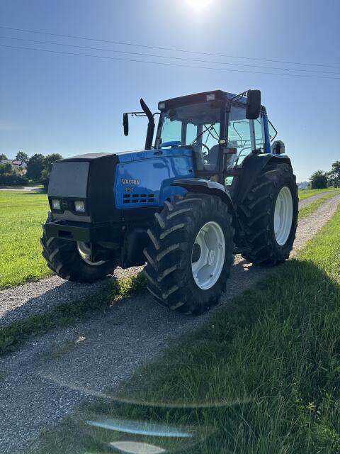 Valtra 8150 HiTech