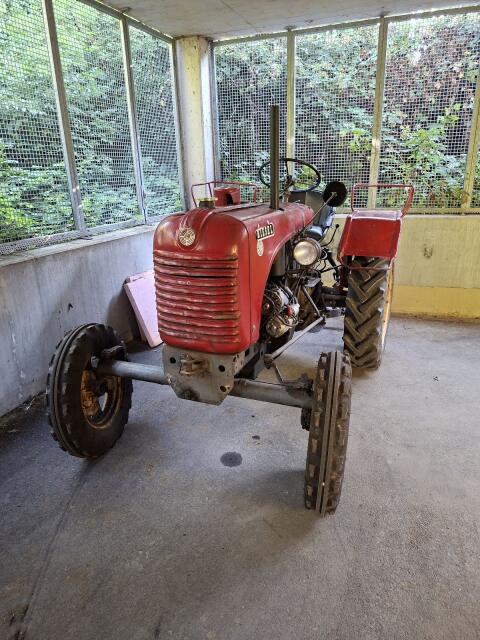 Steyr T84